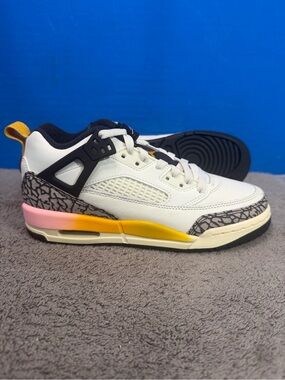Jordan Spizike gs
‘Rare air’
Brand new